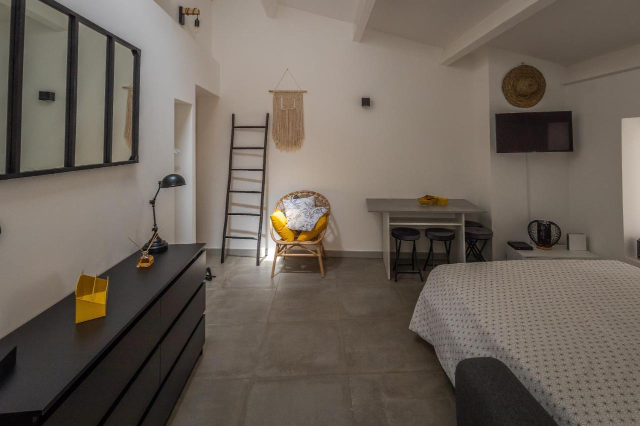 Appartement Terrasse Climatise Calme En Centre-Ville LʼIsle-sur-la-Sorgue Dış mekan fotoğraf